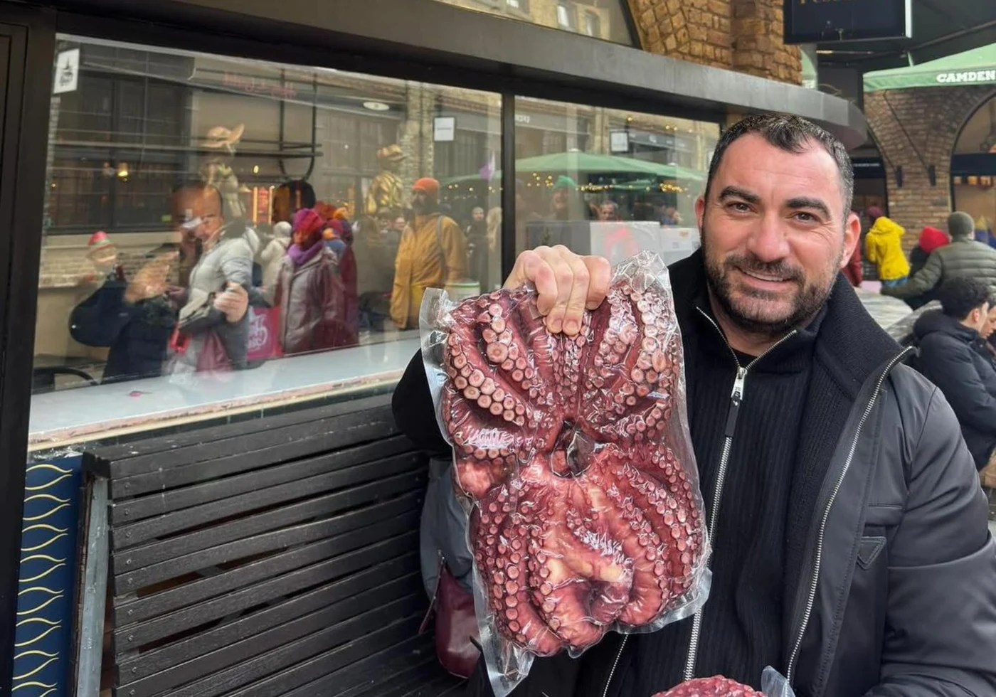 Pescobar a rămas, momentan, fără restaurantul din Londra