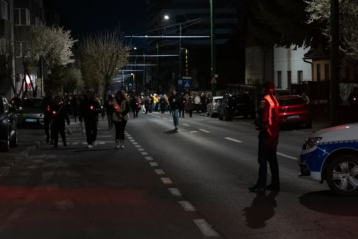 Paște 2026: Românii au participat în număr mare la slujba de Înviere. Atmosferă impresionantă la Brașov