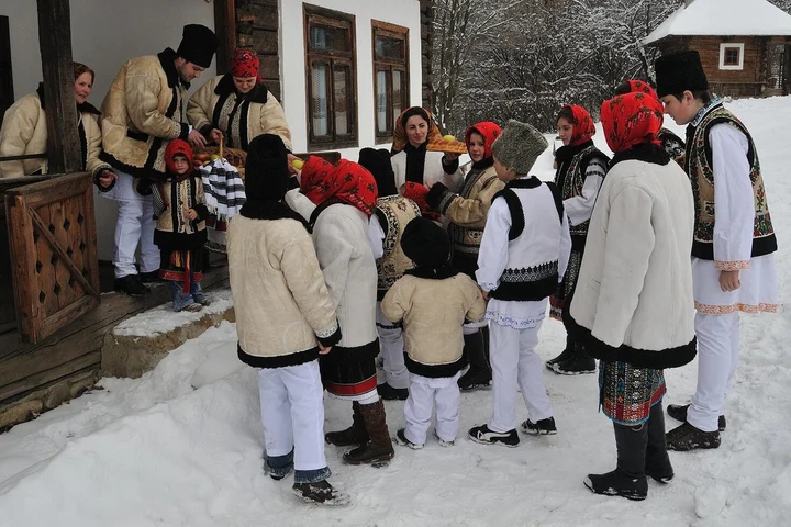 Cele mai tari mesaje de Ajun și Crăciun. TOP 99 urări de mare succes cu care sigur nu dai greș de sărbători. Le poți posta și pe social media