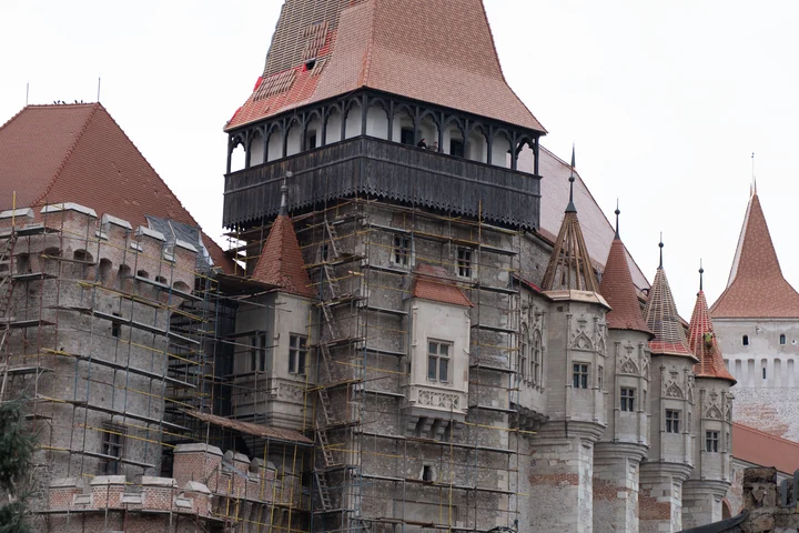 FOTO: Castelul Corvinilor din Hunedoara, în plină restaurare: cum arată în prima parte a anului 2026?