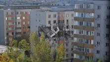 Explozia din Sectorul 5: Anchetatorii au descoperit cabluri electrice lângă o țeavă de gaz fisurată. Ipoteza principală — acumularea de gaze pornită din exteriorul blocului