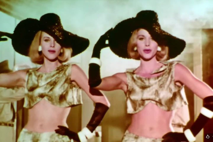 Celebrele surori gemene Kessler au murit prin sinucidere asistată