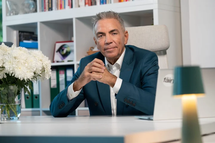 Anastasiu explică public acuzaţiile din dosarul DNA