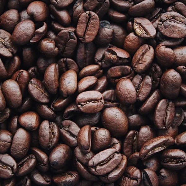 Cafeaua devine mai scumpă datorită problemelor de distribuție la nivel mondial