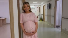 Laura Cosoi a născut. Actrița a devenit mamă pentru a cincea oară. Ce nume delicat a ales: „Pur și simplu nu mă satur să o privesc”