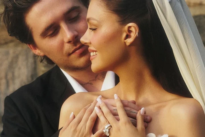 Brooklyn Beckham rupe definitiv relația cu familia sa. Acuzații grave la adresa lui David și Victoria: “Mama a anulat rochia soției mele și în loc să dansez cu Nicola, ea a venit in ring, dansând rușinos”