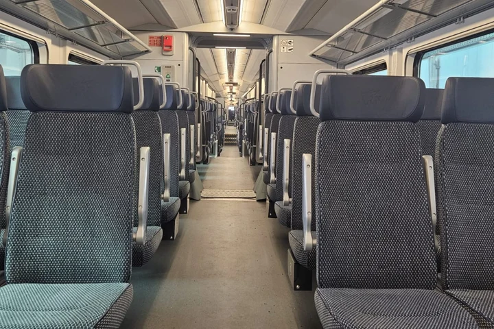 Noile trenuri PESA intră în teste în România. De ce NU sunt, de fapt, trenuri de mare viteză și cât de repede vor circula în realitate