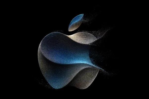 Apple lansează iPhone 15. Vezi evenimentul LIVE aici