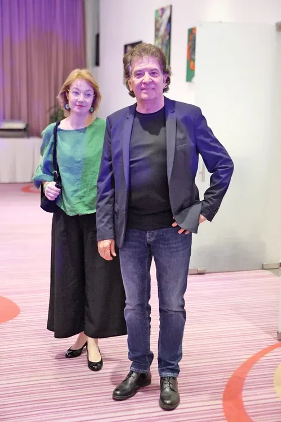 Maria Zărnescu este soția lui Mugurel Vrabete și o cunoscută realizatoare de radio. Ulterior, a activat și în zona de management media, fiind menționată în presă ca directoare InfoPro (companie din grupul PRO).