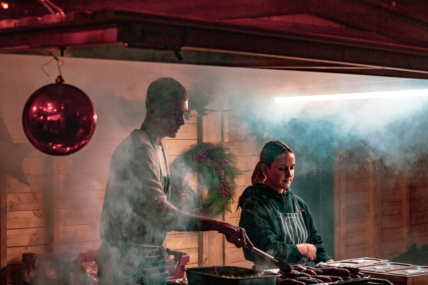 Profesorul Mircea Beuran explică ce carne nu trebuie să mâncăm de sărbători. Foto: Unsplash.com