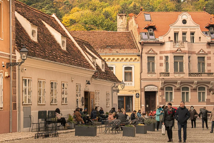 Cafenele drăguțe în Brașov: 5 locuri cozy unde cafeaua are gust de vacanță