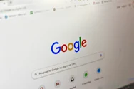 De ce nu e suficient să ai sute de recenzii ca să urci în topul Google