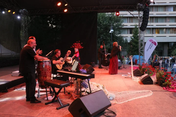Filarmonica Brașov pregătește un weekend muzical în aer liber. Jazz, taraf și un recital special susținut de artiști din Coreea de Sud