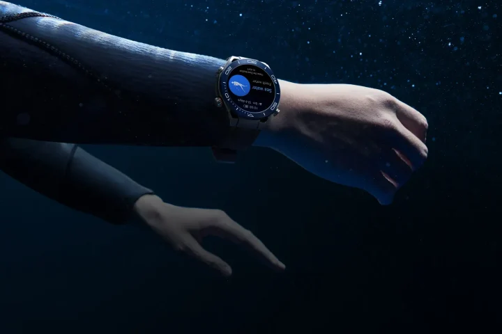 HUAWEI WATCH Ultimate, vârful tehnologiei și al inovației. Ceasul de lux este de 4,5 ori mai rezistent și de 2,5 ori mai dur decât oțelul inoxidabil