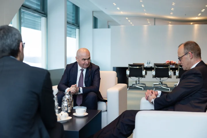 Lista „băieților deștepți din energie” stârnește controverse: Guvernul publică 1.400 de firme, industria reacționează dur