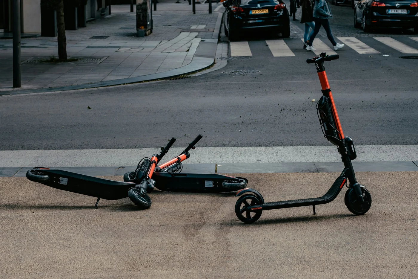 Trotinetele prezintă un pericol pentru copii. Foto: Unsplash.com
