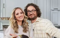 Soția lui Florin Dumitrescu, dată în judecată de Antena 1. Juratul MasterChef îi este frică să nu fie atacat pe stradă: „Deja începe să îmi fie teamă să nu se ajungă și la alte chestii”