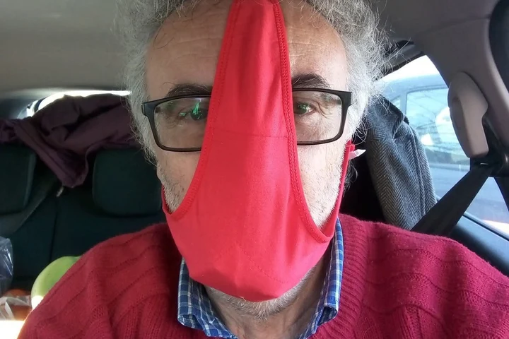 Profesor de la Liceul de Artă Craiova și candidat AUR la Senat și Consiliul Local, reținut pentru pornografie infantilă și act sexual cu un minor