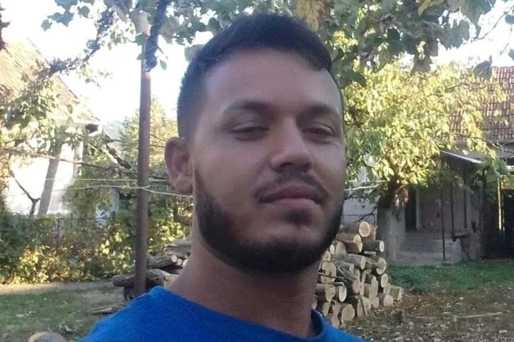 Cum acționa unul dintre cei mai teribili prădători sexuali de copii în România zilelor noastre. De șase ani droghează și violează tineri, iar instanța de judecată ține dosarele pe rol