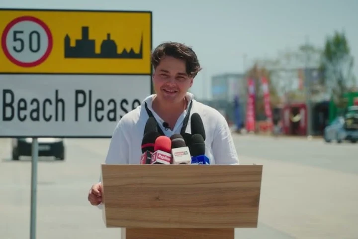 RISE Project: miza imobiliară din Tuzla, legată de organizatorii Beach Please. Suspiciuni de abuz și anchetă penală / Ce răspund Selly și partenerii săi