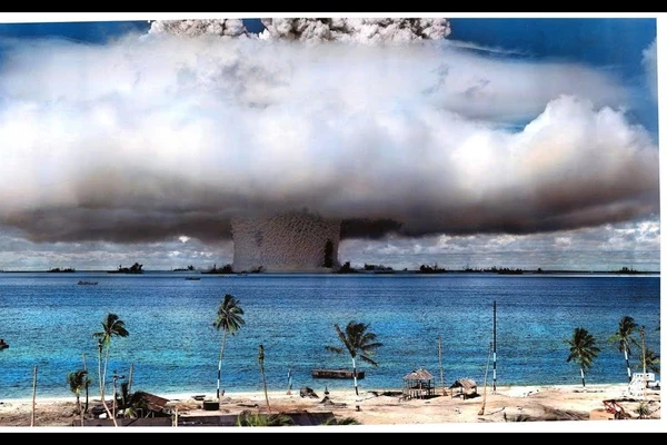 Bikini Atoll: De la teste nucleare la nume de obiect vestimentar "bombă"