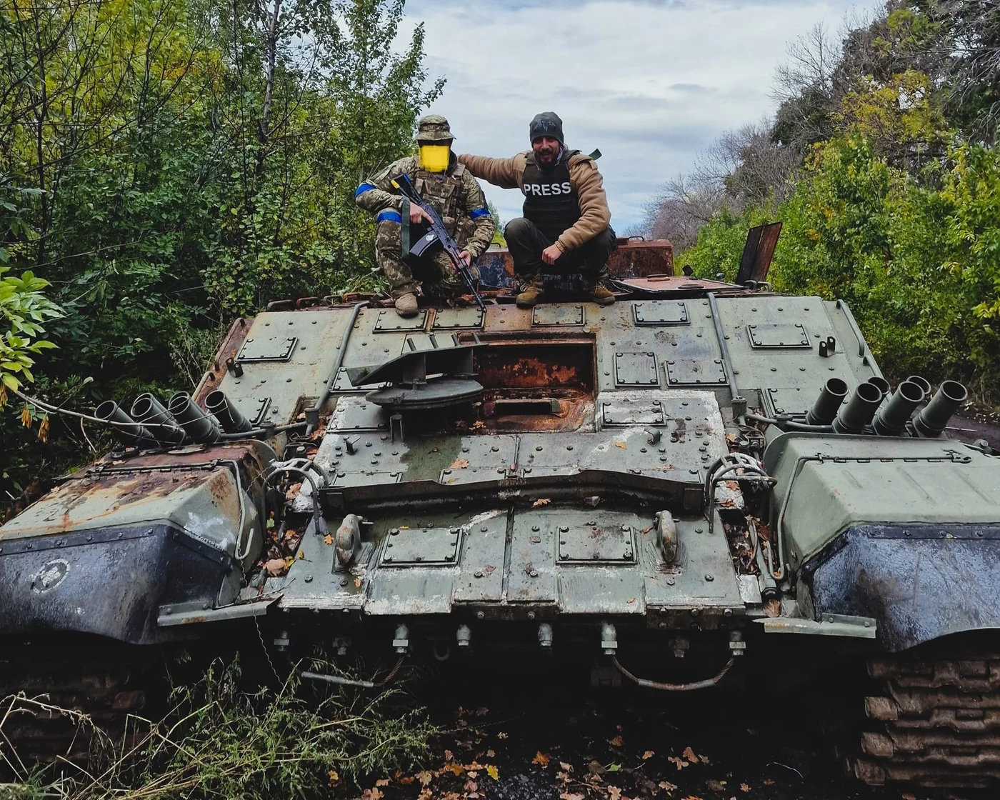 Mircea Barbu, în mijlocul bombardamentelor rușilor din regiunea Kharkiv Oblast, Ucraina.